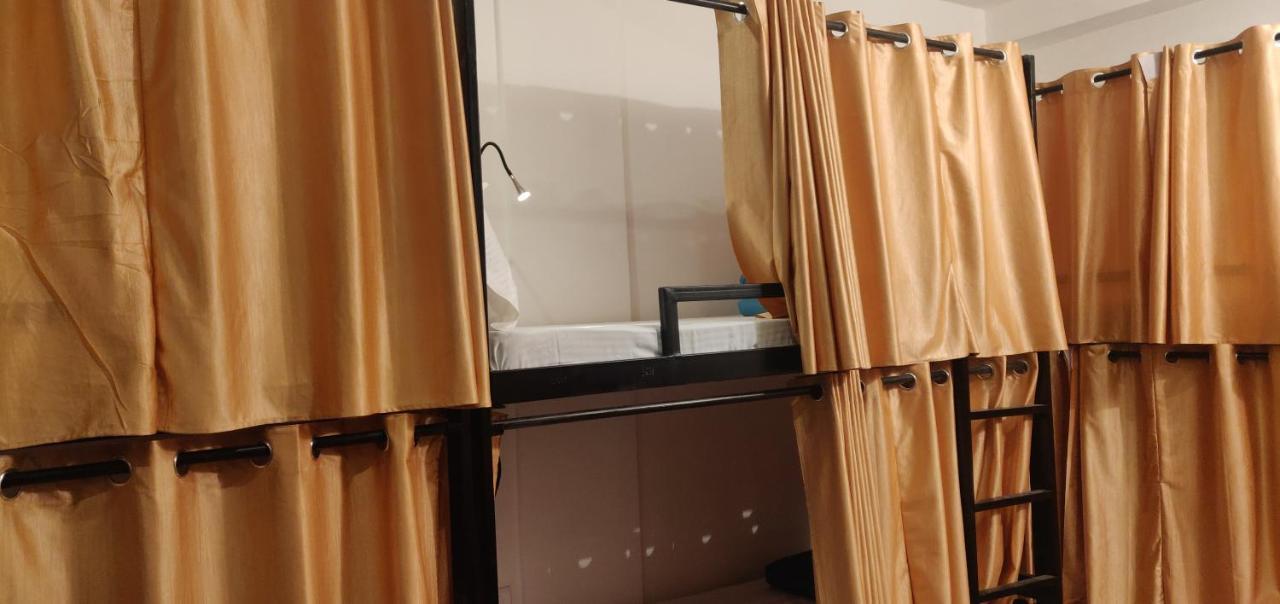 Joey'S Hostel ริชิเคช ภายนอก รูปภาพ